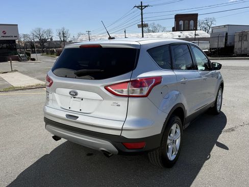 Used 2015 Ford Escape SE image 5