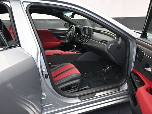 New 2025 Lexus ES 350 F Sport image 11