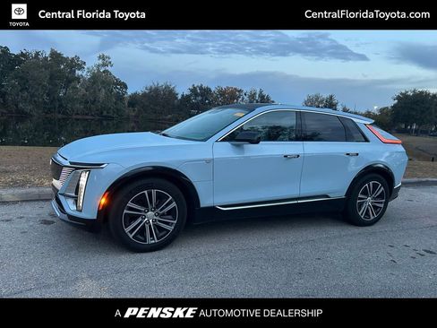 Used 2024 Cadillac Lyriq Luxury image 1