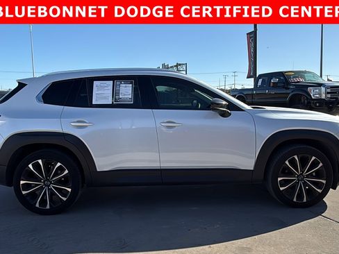 Used 2025 MAZDA CX-50 AWD 2.5 S w/ Premium Plus Pkg image 4