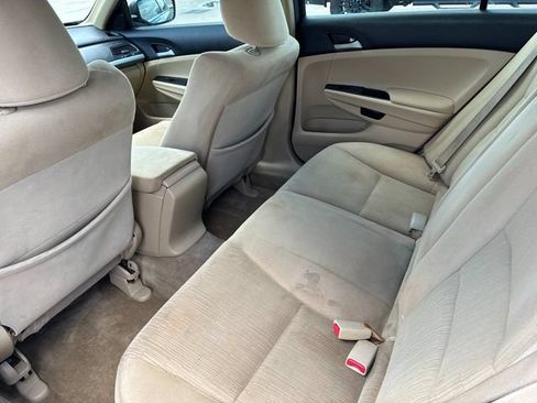 Used 2011 Honda Accord LX image 10