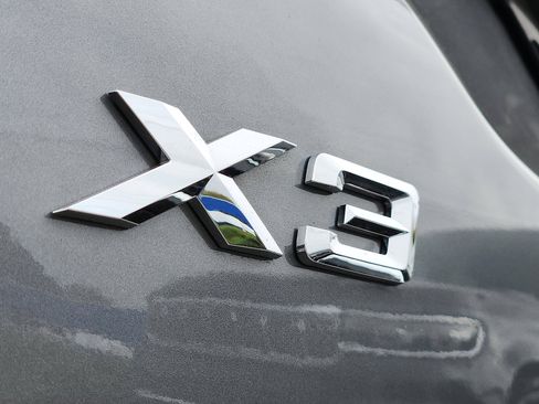 Used 2024 BMW X3 xDrive30i w/ Premium Package image 30