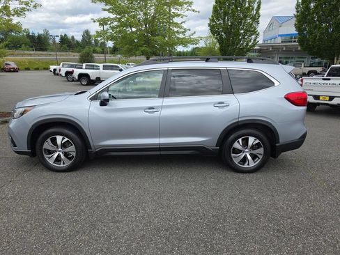 Used 2019 Subaru Ascent Premium w/ Popular Package #2A AWD/4WD image 3