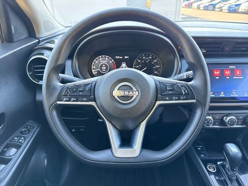 Used 2023 Nissan Kicks SV FWD image 18