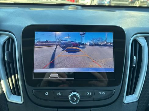 Used 2024 Chevrolet Malibu LT image 20