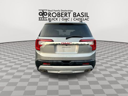 Used 2023 GMC Acadia SLT w/ Preferred Package AWD/4WD image 7