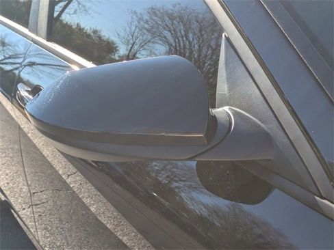 Used 2023 Hyundai Elantra SEL w/ Convenience Package image 12