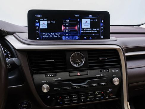 Used 2020 Lexus RX 450hL Luxury w/ Accessory Package image 30