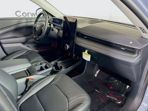 New 2025 Ford Mustang Mach-E Premium image 31