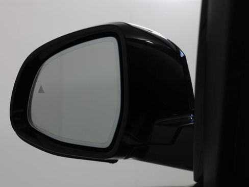 Used 2022 BMW X5 xDrive45e w/ Climate Comfort Package image 17