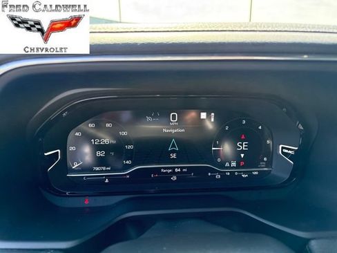 Certified 2022 GMC Yukon XL Denali w/ Denali Ultimate Package AWD/4WD image 8