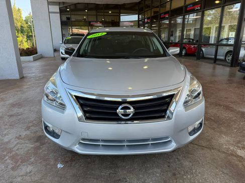 Used 2014 Nissan Altima 2.5 S w/ Display Audio Package image 2