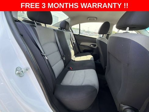 Used 2015 Chevrolet Cruze LS FWD image 20