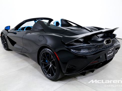 New 2026 McLaren 750S Spider image 8