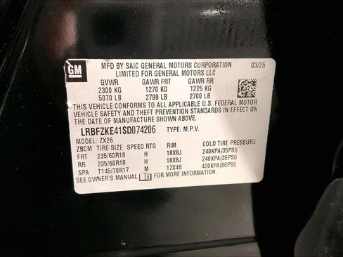 Used 2025 Buick Envision Preferred image 31