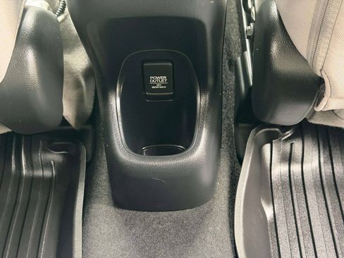 Used 2017 Honda HR-V EX image 24