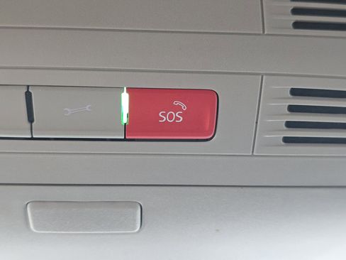 Used 2022 Volkswagen Taos SE image 27