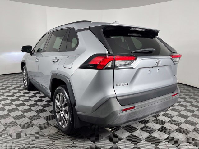 Used 2023 Toyota RAV4 XLE Premium FWD image 8