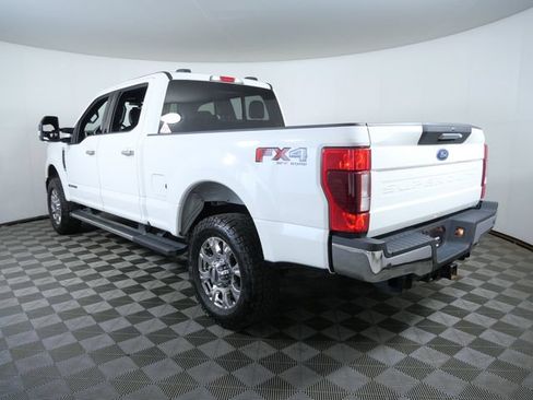 Certified 2022 Ford F350 Lariat w/ Chrome Package AWD/4WD image 4