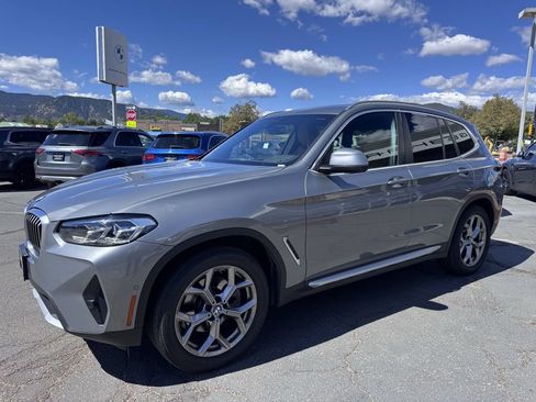 Used 2023 BMW X3 xDrive30i w/ Premium Package AWD/4WD image 3
