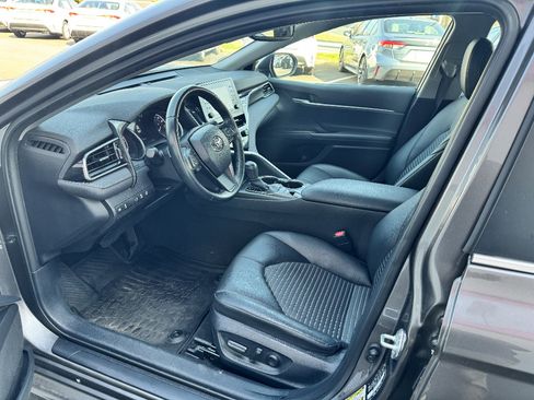 Used 2023 Toyota Camry SE w/ Cold Weather Package image 8