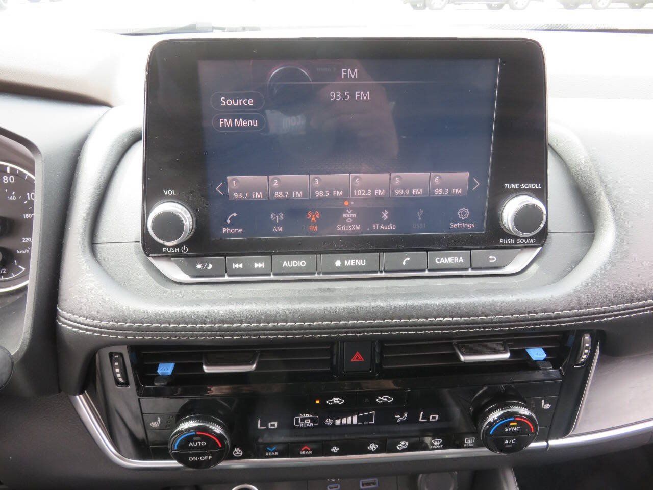 Used 2021 Nissan Rogue SL AWD/4WD image 19