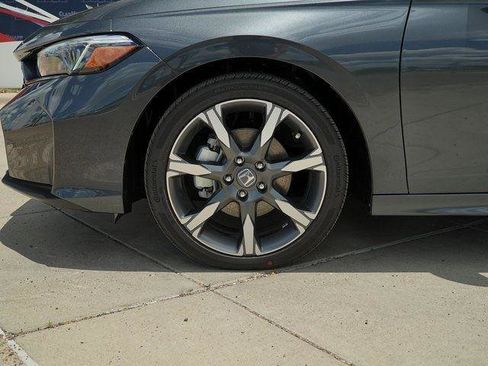 Used 2025 Honda Civic Sport Touring image 12