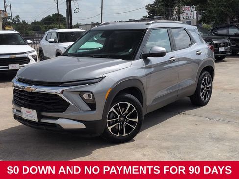 Used 2025 Chevrolet TrailBlazer LT AWD/4WD image 1
