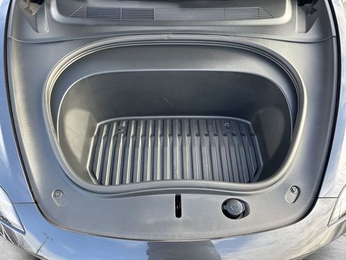 Used 2025 Tesla Model 3 Long Range image 35