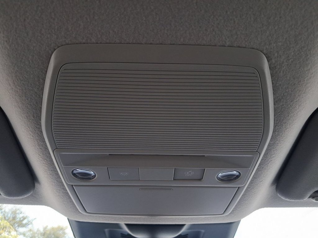 New 2027 Nissan Sentra SR FWD image 8