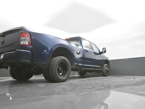Used 2024 RAM 3500 Big Horn w/ Night Edition AWD/4WD image 24