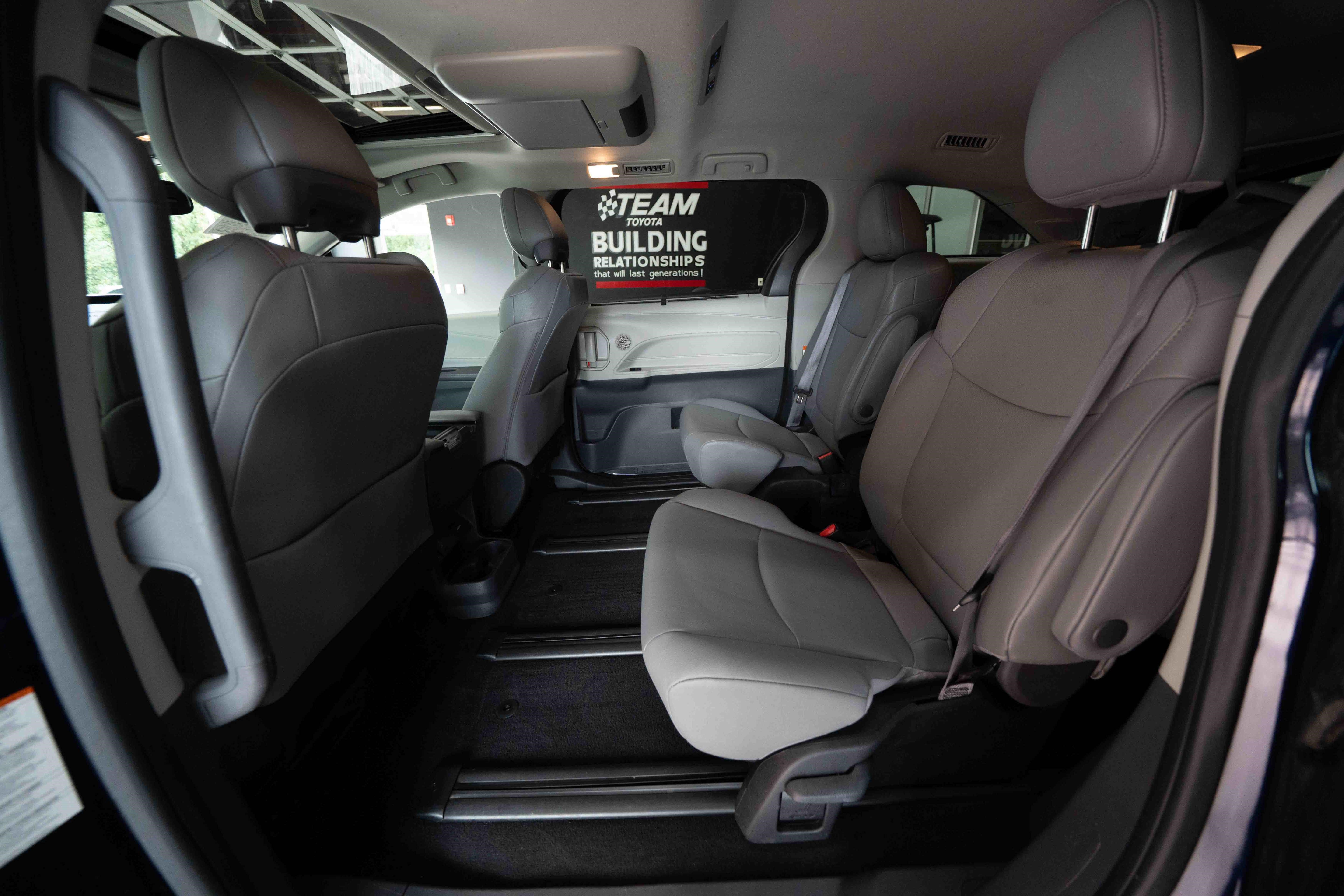 Certified 2023 Toyota Sienna XLE w/ XLE Plus Package AWD/4WD image 25