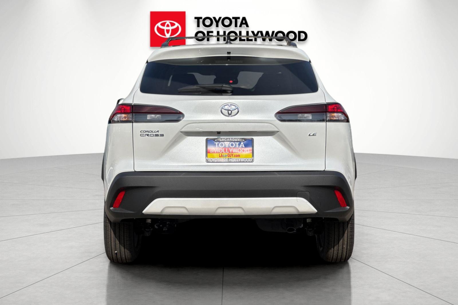 New 2026 Toyota Corolla Cross LE w/ Moonroof Package FWD image 5