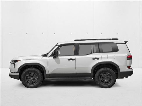 New 2026 Lexus GX 550 image 3