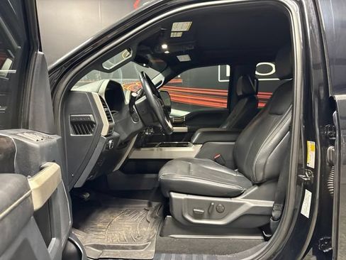 Used 2022 Ford F350 Lariat w/ Tremor Off-Road Package AWD/4WD image 4