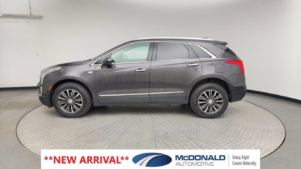 Used 2017 Cadillac XT5 Luxury w/ Driver Awareness Package AWD/4WD image 5