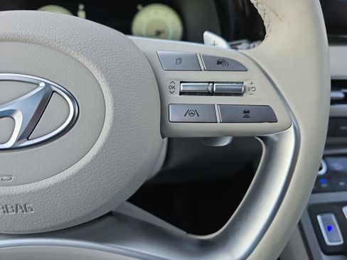 Used 2023 Hyundai Palisade Limited image 19