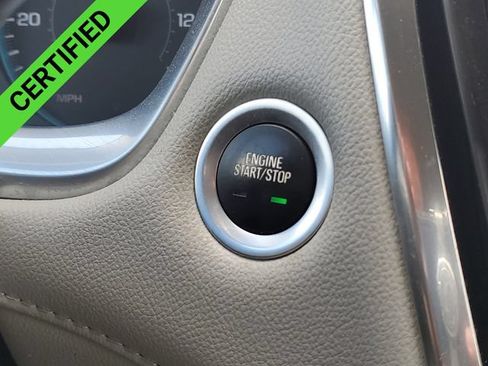 Certified 2021 Chevrolet Traverse LT FWD image 13