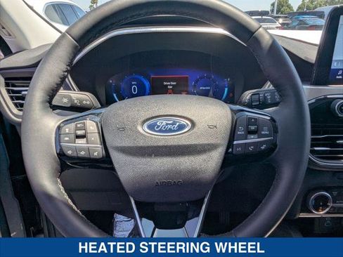 Certified 2022 Ford Escape Titanium w/ Class II Trailer Tow Package AWD/4WD image 13