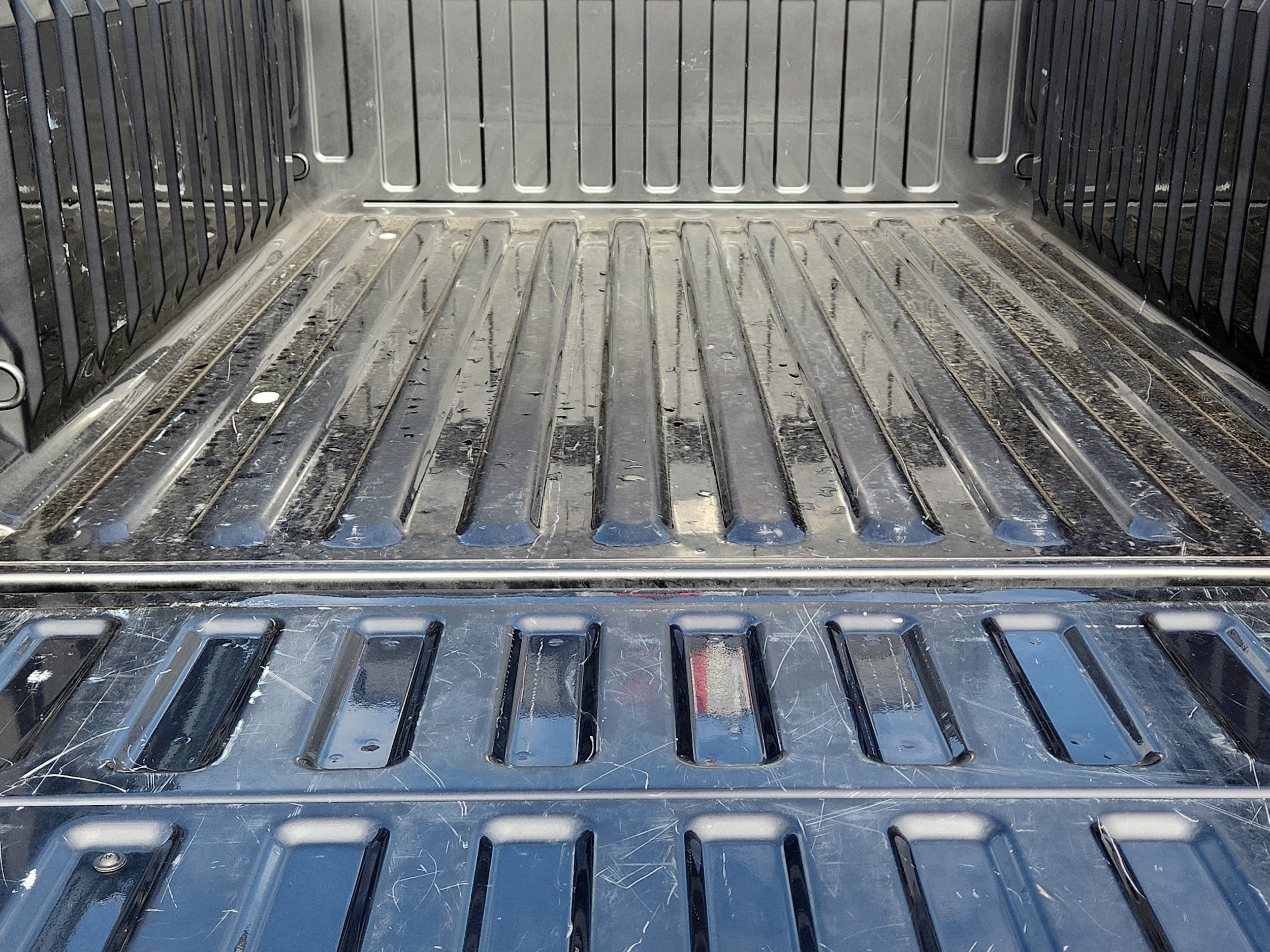 Used 2022 RAM 1500 Laramie AWD/4WD image 28