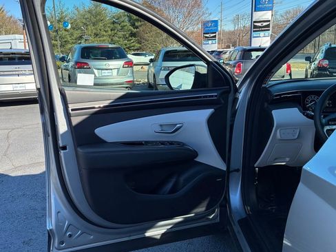Used 2024 Hyundai Tucson Limited image 46