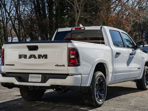 New 2026 RAM 1500 4x4 Crew Cab image 4