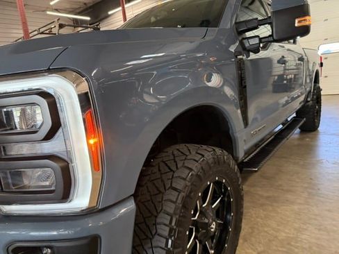 Used 2023 Ford F250 Lariat w/ Sport Appearance Package AWD/4WD image 42
