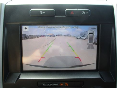 Used 2018 Ford F150 King Ranch w/ Equipment Group 601A Luxury AWD/4WD image 32