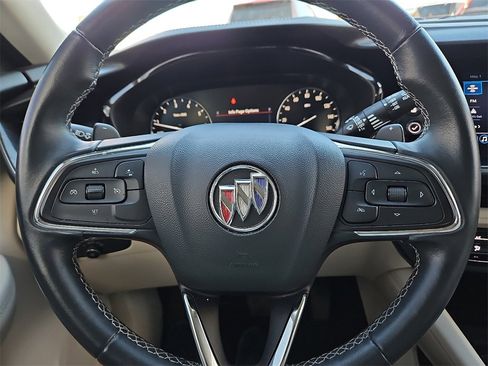Used 2023 Buick Envision Preferred image 30