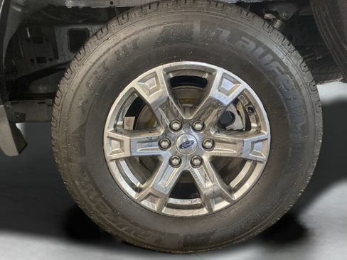 Used 2022 Ford F150 XLT w/ XTR Package image 9