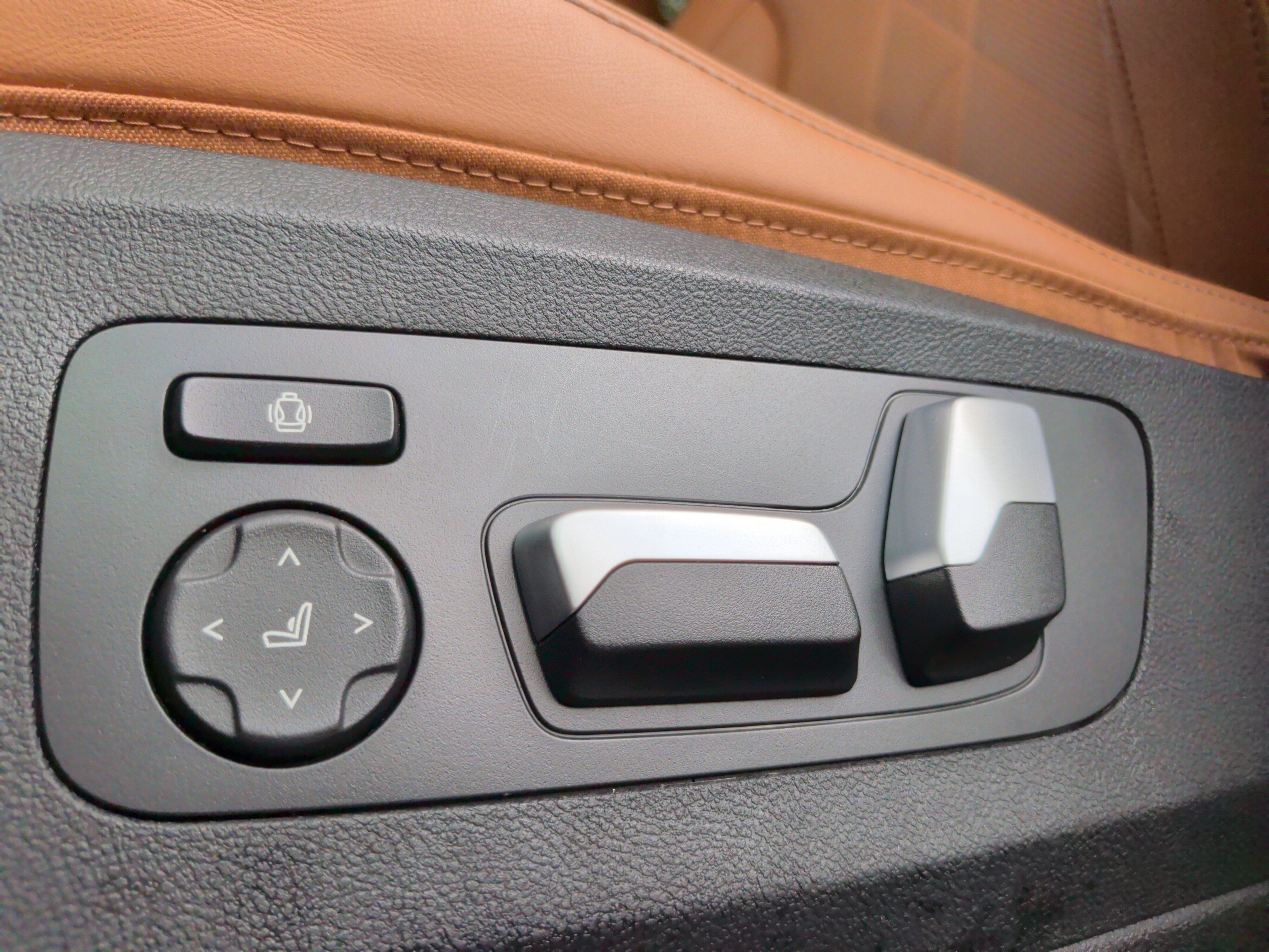 Used 2023 BMW X5 sDrive40i w/ Premium Package RWD image 28