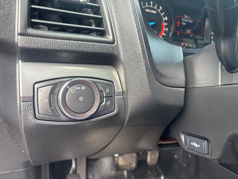 Used 2019 Ford Explorer 4WD Police Interceptor image 12