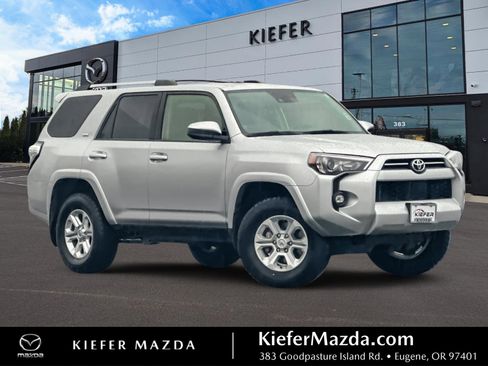 Used 2024 Toyota 4Runner SR5 image 1