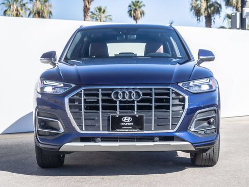 Used 2023 Audi Q5 2.0T Premium w/ Convenience Package AWD/4WD image 3